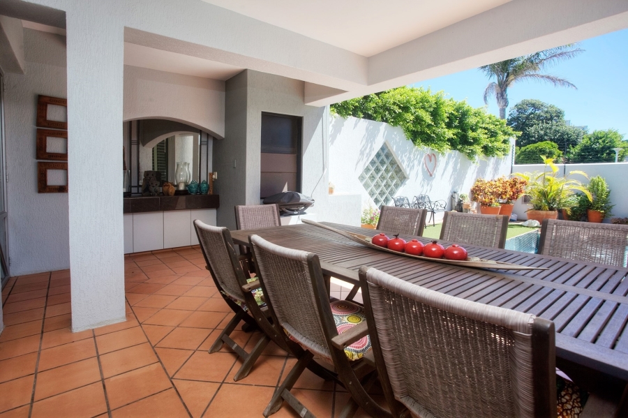 4 Bedroom Property for Sale in Summerstrand Eastern Cape